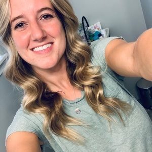 Meet your Posher, Lindsey